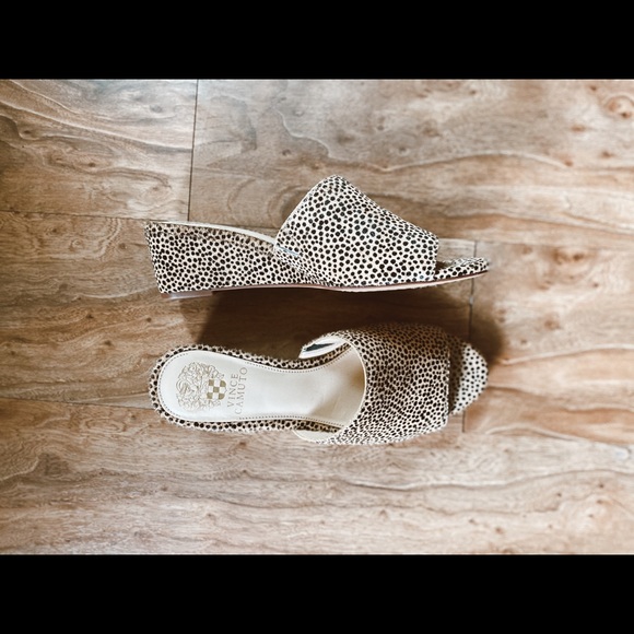 Vince camuto peep toe mules - Picture 2 of 2